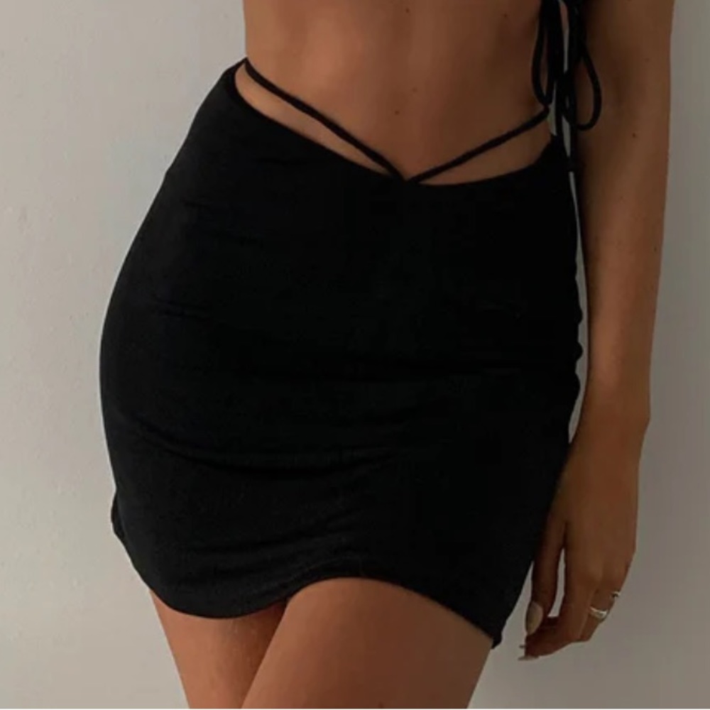 Princess polly Black Skirt